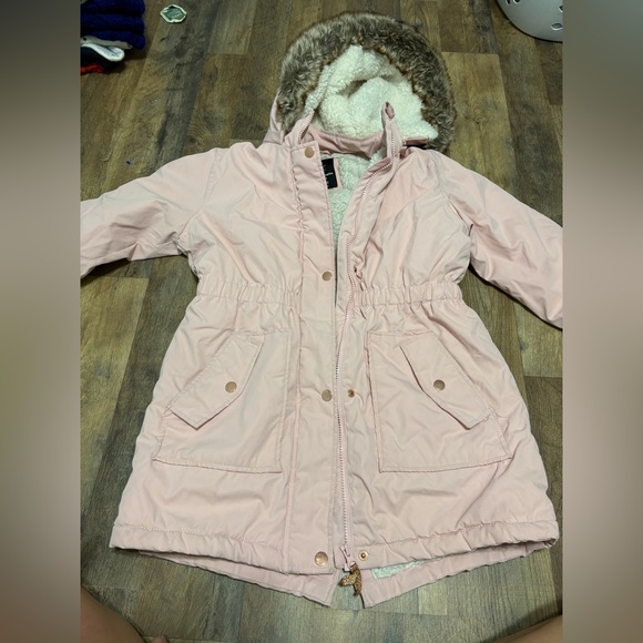 ✨ Girls Pink Faux Fur Hooded Parka | Size 10/12 Warm Winter Coat ✨ - Picture 12 of 13